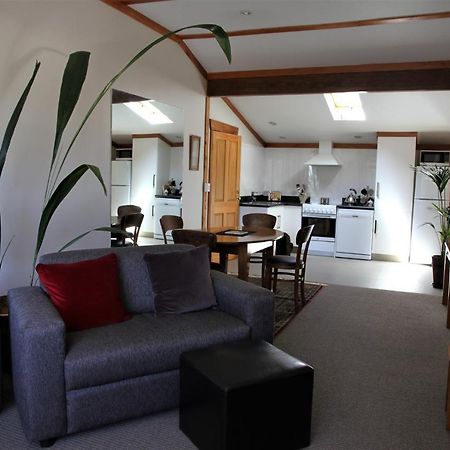 Tarawhata Thermal Apartment ニュープリマス エクステリア 写真